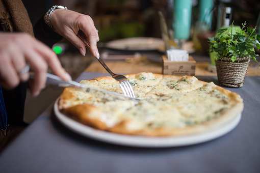 Best Pizza in Arizona: Our 8 Favorites!